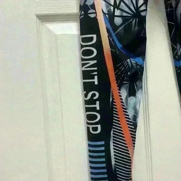 Multi colored Leggings - Picture 3 of 5